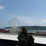 Smile Old With Free Parking And Sea View Daire